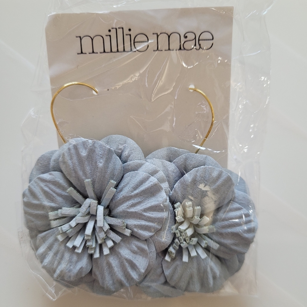 Millie Mae blue grey flower earrings